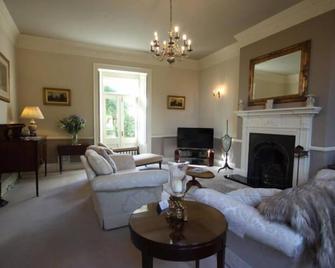 The Dower House Apartments - Lincoln - Living room