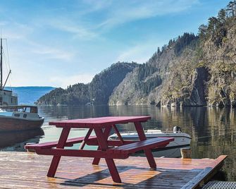 Stunning home in Os with kitchen - 오스