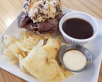 Keuka Lake Motel - Adults Only - Dundee