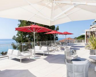 Hotel Villa Levi - Sanremo - Innenhof