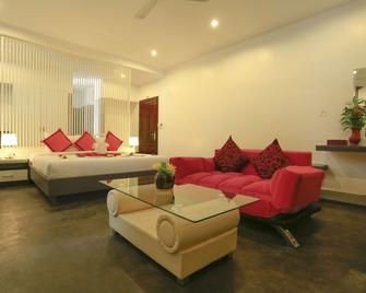 Rose Royal Suite - Siem Reap - Bedroom