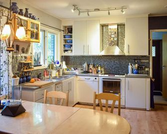 Stunning Home In Ljungbyholm With Sauna - Ljungbyholm - Küche