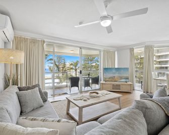 Baronnet Apartments - Surfers Paradise