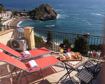 Jonic Hotel Mazzarò - Taormina - Balcón