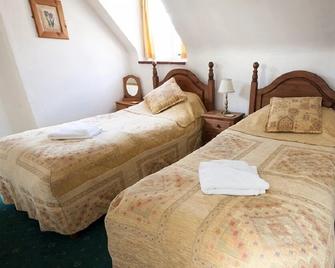 The Golden Ball Inn 1728 - Telford - Soverom