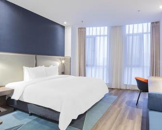 Holiday Inn Express Shangqiu Ancient Town - Shangqiu - Спальня