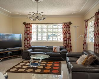 Awaii Jamaica - Montego Bay - Living room