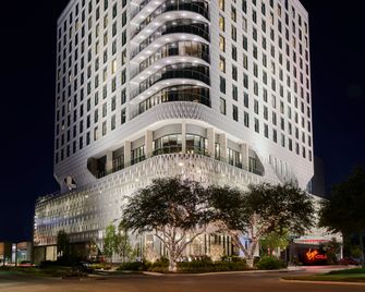 Virgin Hotels Dallas - Dallas - Building