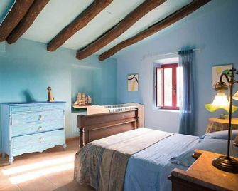 Self catering La Vaquería for 5 people - Bañeras - Habitación