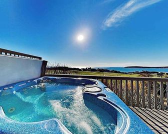 Fairview Grande - Bodega Bay - Pool