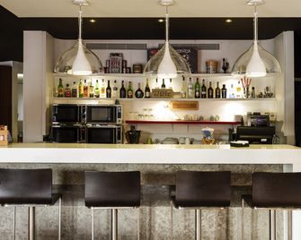 宜必思里斯本辛特拉酒店 - 辛特拉 - 酒吧