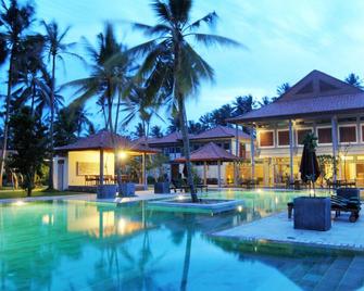 Clove Beach Wadduwa - Molligoda - Piscina