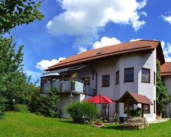 Ferienwohnung Spitzner - Weiden in der Oberpfalz - Building