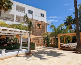 The Palm Star Ibiza - Adults Only - Sant Josep de sa Talaia - Bar