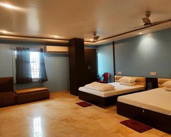 Hotel Bhagwani Palace - Jorhāt - Habitación