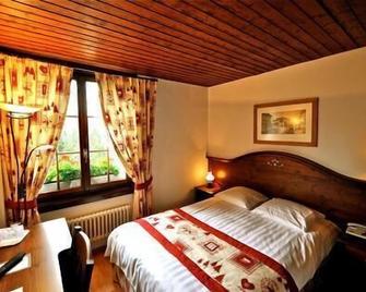 Hôtel de Gruyères - Gruyères - Bedroom