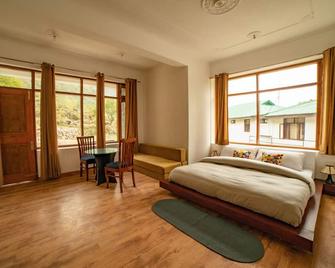 Alt Life Hostels- Dharamkot (Mcleodganj) - Dharamshala - Bedroom