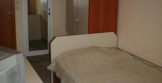 Mirana Family Hotel - Burgas - Bedroom