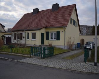Ferienwohnung Seebachstr. - درسدين - مبنى