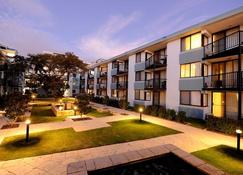 Lodestar Waterside Apartments - South Perth - Bangunan