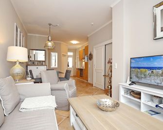 Duenenschloss Wohnung 1-11 - Kühlungsborn - Wohnzimmer