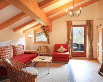 Organic farm Wolfseggstall - Exclusive vacation apartment - Going - Pokój dzienny
