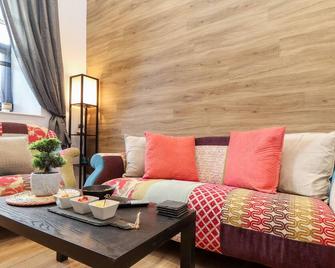 The Dynar - Helston - Living room