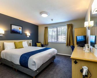 Days Inn by Wyndham Fleet M3 - Fleet - Schlafzimmer