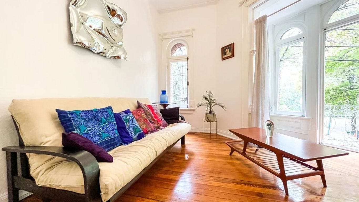 Deco Housing Luxury Rentals in Roma Norte