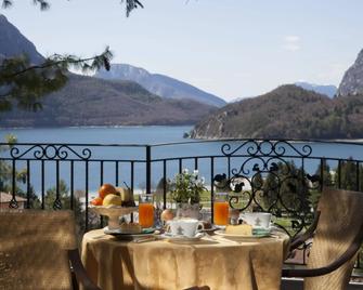 Hotel Miralago Wellness - Adults Only - Molveno - Balcón
