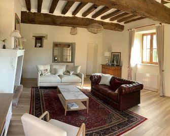 Le Plessis Aux Oiseaux - Шато-Гонтьє - Вітальня