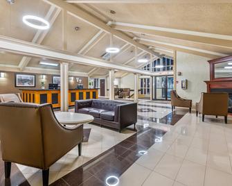 Rodeway Inn Festival - Stratford - Lobby