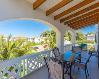 Villa Luisa - Three Bedroom House, Sleeps 6 - Ferreries - Balcon