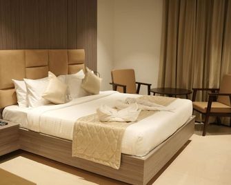 Kongu Residency - Karur - Bedroom