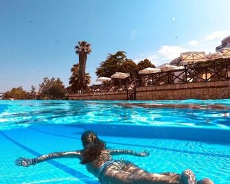 Agionissi Resort - Ammouliani