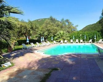 Phivos Hotel - Palaiokastritsa - Pool