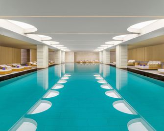 Luoyang Marriott Hotel - לואויאנג - בריכה