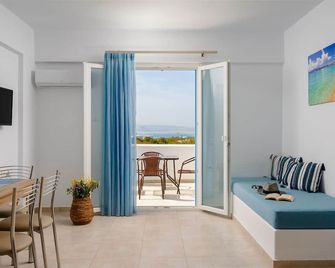 Evripus Suites - Kastraki
