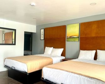 Oceanside Inn & Suites - Oceanside - Yatak Odası