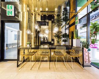 Forestar Hotel Sinchon - סיאול - לובי