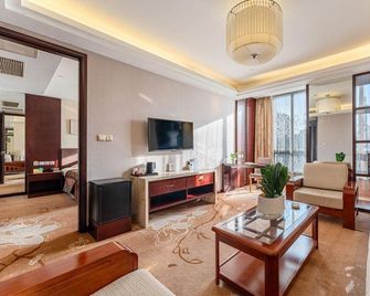 Chuanyu Holiday Hotel - Yancheng - Bedroom