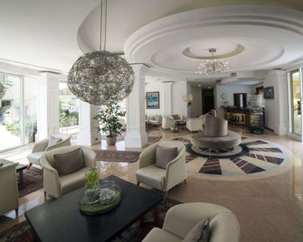Victoria Palace Hotel & Zen Wellness - Gallipoli - Lobby