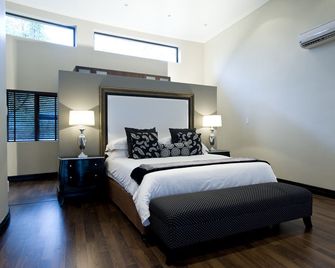 Legend Golf & Safari Resort - Mookgophong - Bedroom