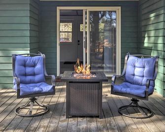 Lakefront Eagle River Retreat with Dock and Fire Pit! - Eagle River - Patio