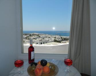 Sunset View Hotel - Parikia - Varanda