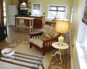 Romantic Cottage for Two in the Heart of the White Mountains - Randolph - Sala de estar