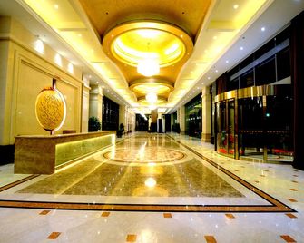 Huafang Jinling International Hotel Zhangjiagang - Suzhou - Lobby