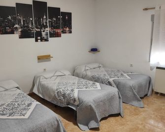 Casa Rural Doña Lucinda for 6 people - Chinchilla de Monte Aragón - Habitación