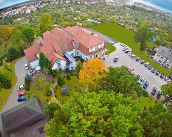 Hotel Garden - Bolesławiec - Gebäude