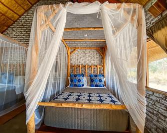 Gwango Heritage Resort - Dete - Bedroom